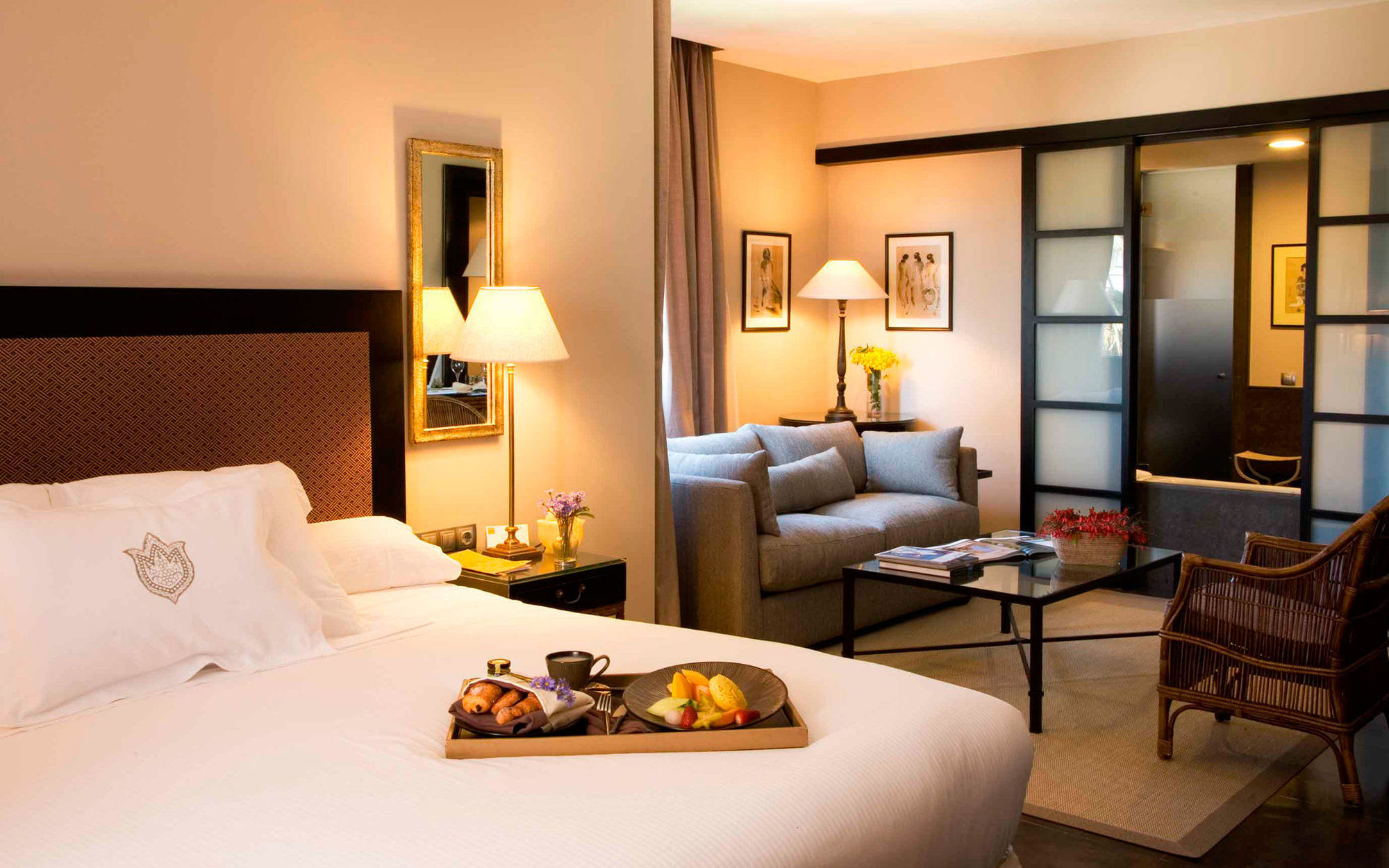 Asia Gardens Hotel & Thai Spa, A Royal Hideaway Hotel Finestrat Ngoại thất bức ảnh A room at the Mandarin Oriental, Madrid