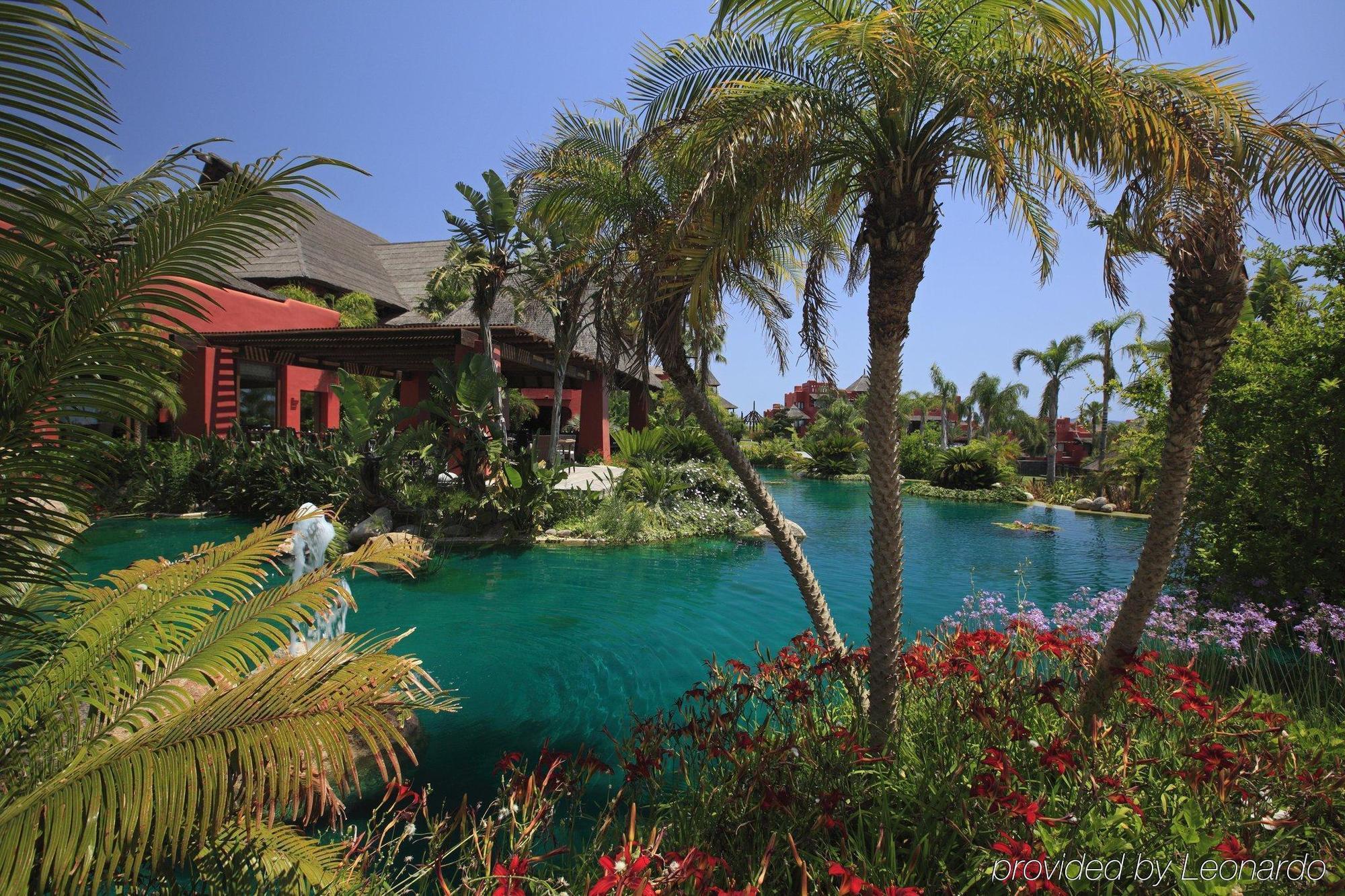 Asia Gardens Hotel & Thai Spa, A Royal Hideaway Hotel Finestrat Ngoại thất bức ảnh Hard Rock Hotel