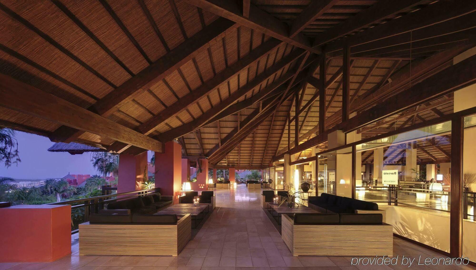 Asia Gardens Hotel & Thai Spa, A Royal Hideaway Hotel Finestrat Nội địa bức ảnh The lobby of the resort