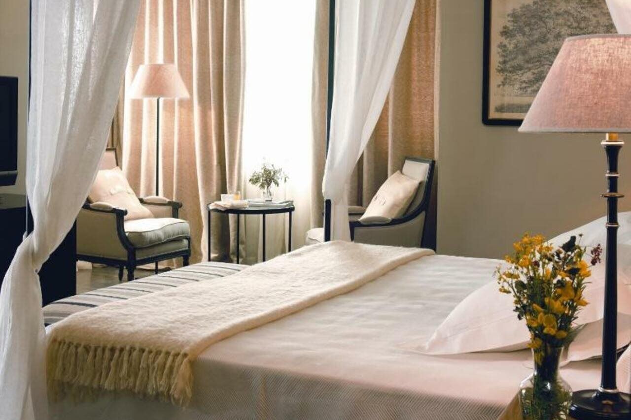 Asia Gardens Hotel & Thai Spa, A Royal Hideaway Hotel Finestrat Ngoại thất bức ảnh A bedroom at the Mandarin Oriental, Bangkok